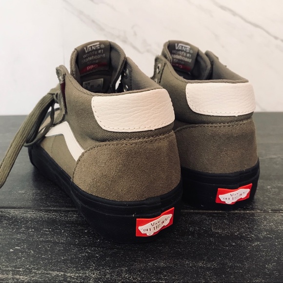 NEW Vans Gilbert Crockett Ivy Green Blk Sneakers - Picture 5 of 5